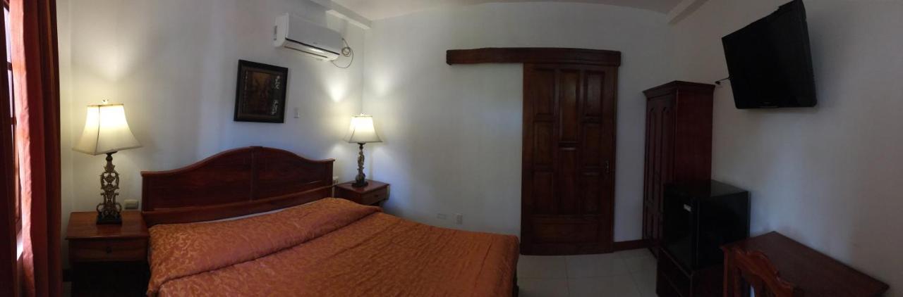 Hotel Los Higuerones Paso Canoas المظهر الخارجي الصورة